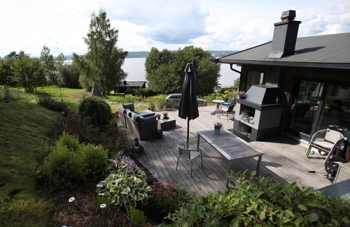 Hole House | 72 m² House ∙ 3 bedrooms ∙ 8 guests