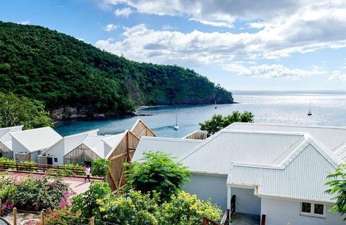 Bouillante Hotel | 73 m² Hotel ∙ 4 guests