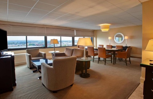 Hasbrouck Heights Hotel | 74 m² Hotel ∙ 127 guests
