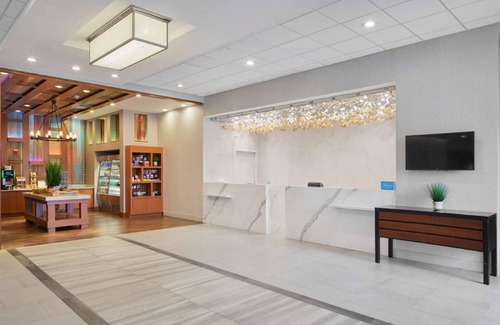 Hasbrouck Heights Hotel | 74 m² Hotel ∙ 127 guests