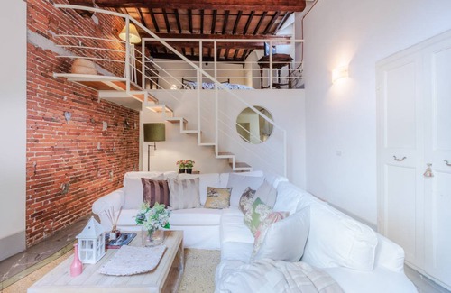 Lucca Historical Center Apartment | 75 m² Apartment ∙ 2 bedrooms ∙ 3 guests