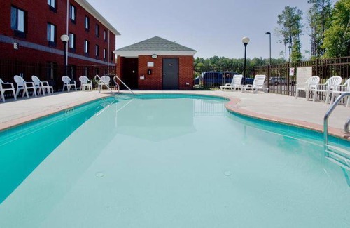 Suffolk Hotel | 75 m² Hotel ∙ 127 guests