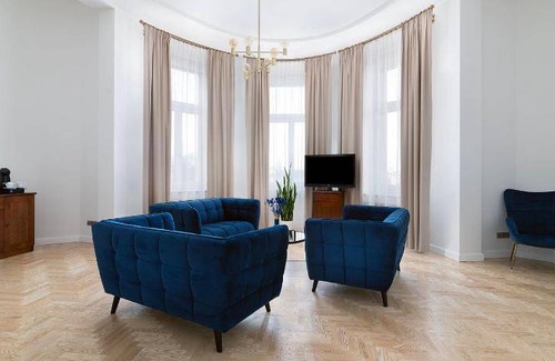 Srodmiescie Hotel | 75 m² Hotel ∙ 127 guests
