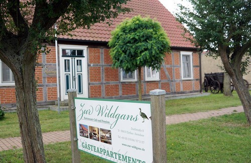 Schrampe Bed & Breakfast | 76 m² Bed and breakfast ∙ 2 bedrooms ∙ 5 guests