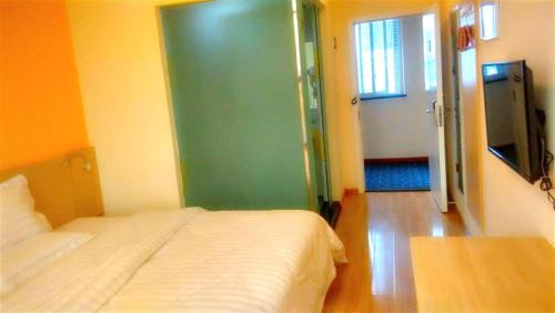 Nanchong Hotel | 7Days Inn Langzhong Seven Mile Avenue