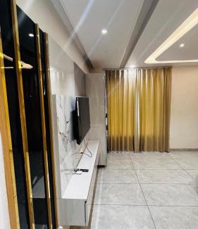 Fatehabad Apartment | 7th Heaven Hotel