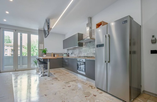 Reggio nell'Emilia Apartment | 8 Bedroom apartment in Reggio Emilia center