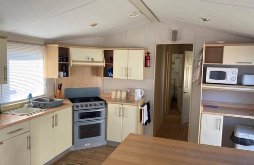 Clacton-on-Sea House | 8 berth caravan on highfield grange