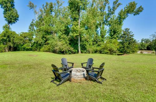Seneca House | 8 Mi to Clemson Peaceful Family Home with Yard