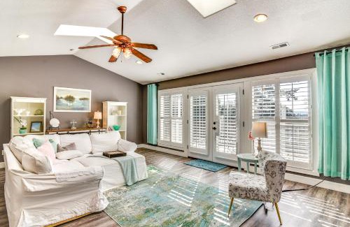 Pleasant Valley House | 8 Mi to Dtwn Vancouver PNW Getaway!
