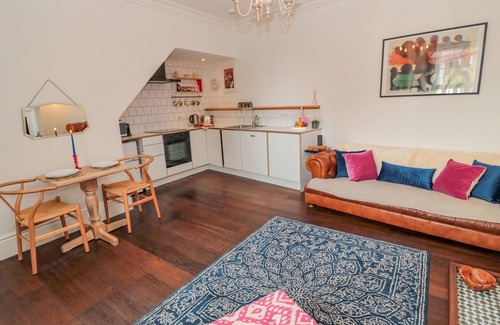 Norham Cottage | 8 PEDWELL WAY, pet friendly, country holiday cottage in Norham