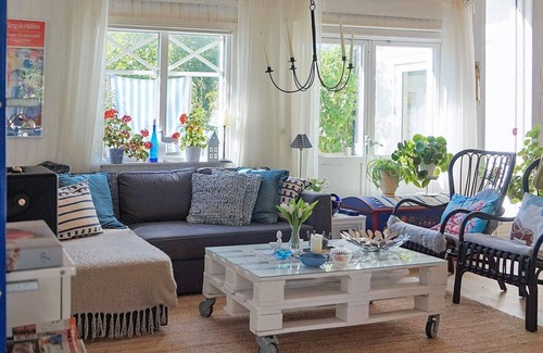 Fagerfjall House | 8 person holiday home in FAGERFJÄLL/RÖNNÄNG