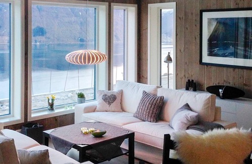Valldal House | 8 person holiday home in Valldal