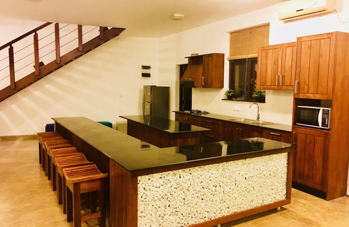 Thalawatugoda Villa | 8 Plus Villa