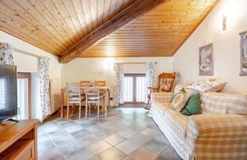 Balbido-rango Apartment | 8 Posti letto con Wifi Free, Netflix vicino al Lago di tenno