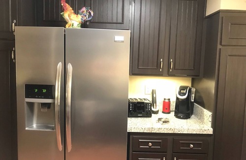 La Quinta Condo | 8 Steps to Resort! 92 All 5* Reviews/Remodel 2 Masters/2 Patios/31 Day Min.