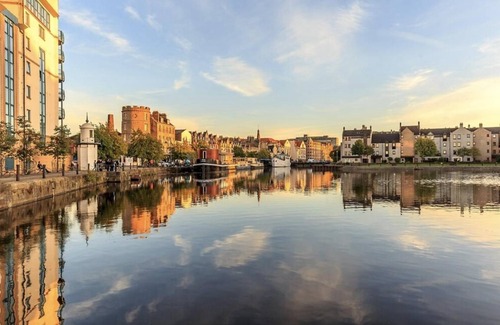 Leith Apartment | 80 m² Apartment ∙ 2 bedrooms ∙ 4 guests
