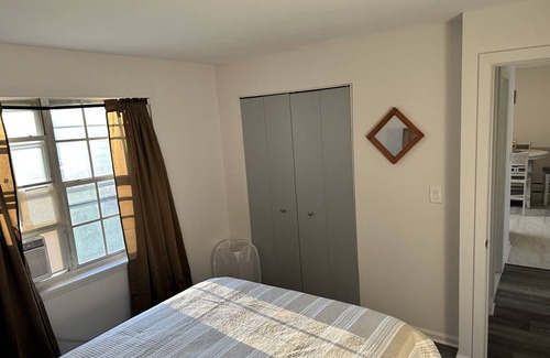 Bloomfield Condo | 80 m² Condo ∙ 2 bedrooms ∙ 2 guests