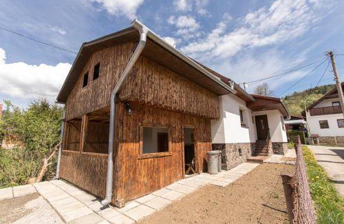 Potok House | 80 m² House ∙ 2 bedrooms ∙ 8 guests