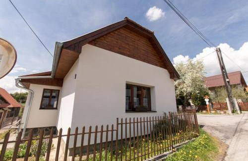 Potok House | 80 m² House ∙ 2 bedrooms ∙ 8 guests