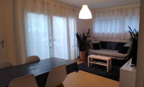 Annonay House | 80 m² House ∙ 3 bedrooms ∙ 6 guests