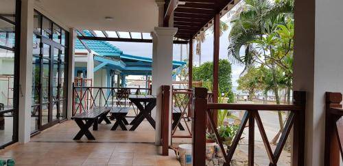 Chakphong House | 80 m² House ∙ 3 bedrooms ∙ 12 guests