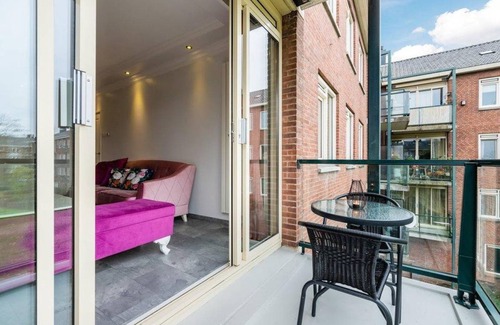 Amsterdam North Resort | 80 m² Private room ∙ 1 bedroom ∙ 1 guest