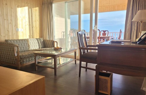 Chakrata Resort | 80 m² Resort ∙ 3 bedrooms ∙ 6 guests