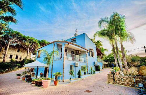 Trappeto Villa | 80 m² Villa ∙ 3 bedrooms ∙ 8 guests
