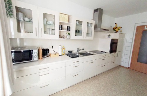 Tirschenreuth Apartment | 80 qm Moderne Wohnung mit Balkon und Garten im Herzen von Tirschenreuth