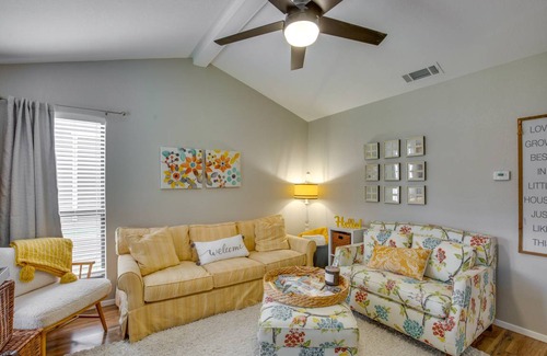 Granbury Cottage | 81 m² Cottage ∙ 2 bedrooms ∙ 5 guests
