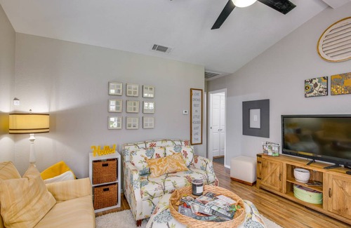 Granbury Cottage | 81 m² Cottage ∙ 2 bedrooms ∙ 5 guests