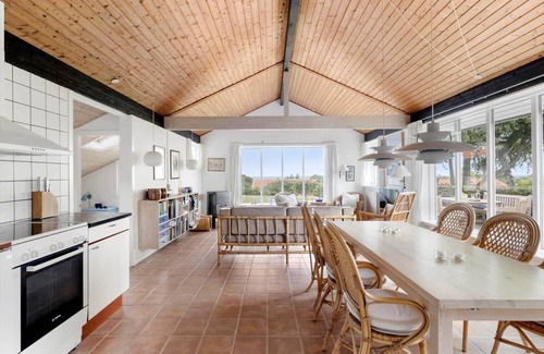 Sandvig House | 82 m² House ∙ 3 bedrooms ∙ 4 guests