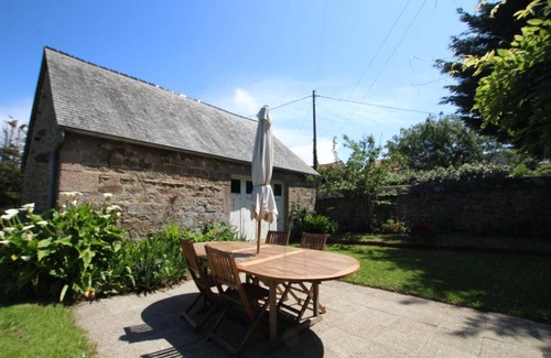 Fermanville House | 83 m² Gîte ∙ 3 bedrooms ∙ 4 guests