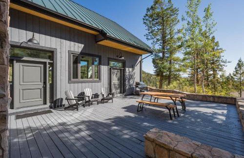 Columbine Lake House | 83 Ridge Road