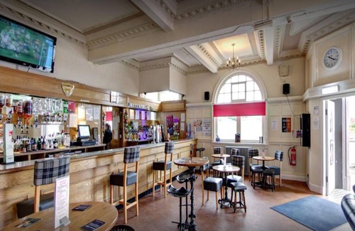 Rosyth Hotel | 84 m² Hotel ∙ 3 guests