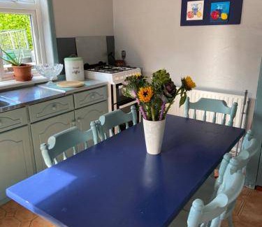 Elton House | 84 m² House ∙ 3 bedrooms ∙ 7 guests