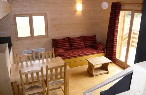 Lans-en-Vercors Ski Chalet | 85 m² Chalet ∙ 2 bedrooms ∙ 10 guests