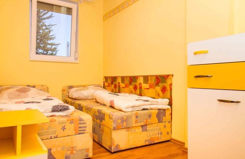 Balatonkeresztur House | 85 m² House ∙ 3 bedrooms ∙ 6 guests