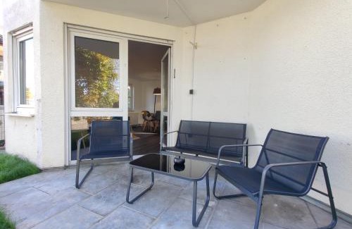 Grossheppach Apartment | 85qm, 4 bedroom, parking, King-Bed, Wifi, Netflix