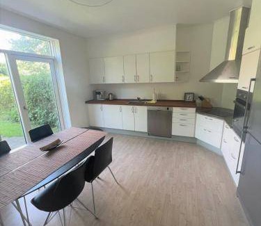 Esbjerg Apartment | 86 m² Apartment ∙ 1 bedroom ∙ 2 guests