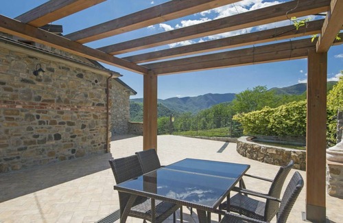 Tresana Villa | 87 m² Villa ∙ 2 bedrooms ∙ 4 guests