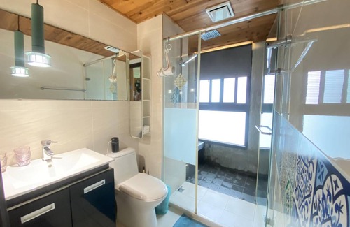 Zuoying District Apartment | 88 m² Apartment ∙ 2 bedrooms ∙ 7 guests