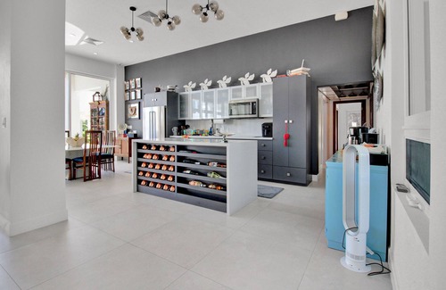 Nassau House | 8BR Waterfront Home Veranera Old Fort Bay, Nassau