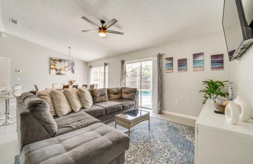 Greater Groves House | 9 Mi to Disney World Family Home with Private Pool!