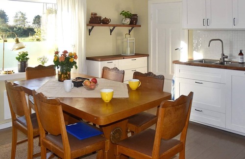 Fjørtoft House | 9 person holiday home in Fjørtoft
