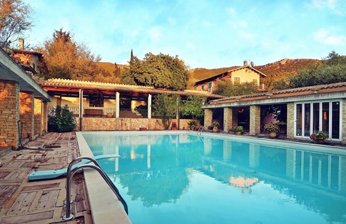 Villaggio delle Mimose Villa | 9 suites, swimming pool, tennis, soccer, billiards