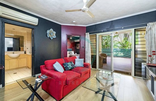 Parap Apartment | 90 m² Apartment ∙ 1 bedroom ∙ 2 guests