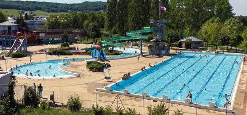 Vesoul Apartment | 90 m² Apartment ∙ 3 bedrooms ∙ 8 guests