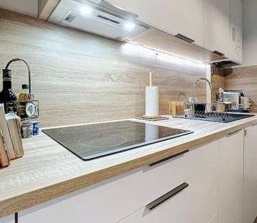 Comedie Apartment | 90 m² Apartment ∙ 3 bedrooms ∙ 6 guests